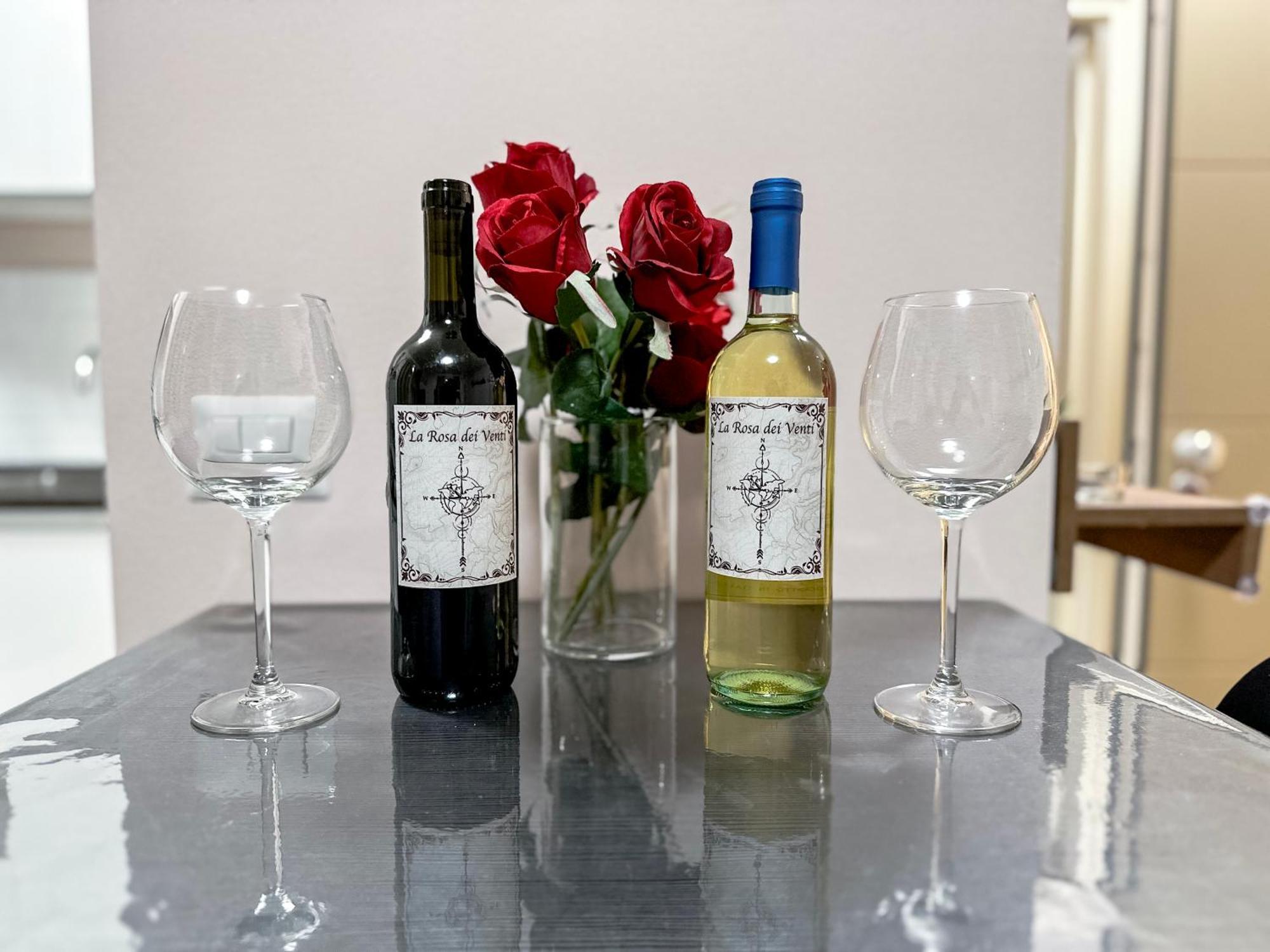דירות לוקה La Rosa Dei Venti Con Parcheggio E Ampio Giardino In Centro מראה חיצוני תמונה